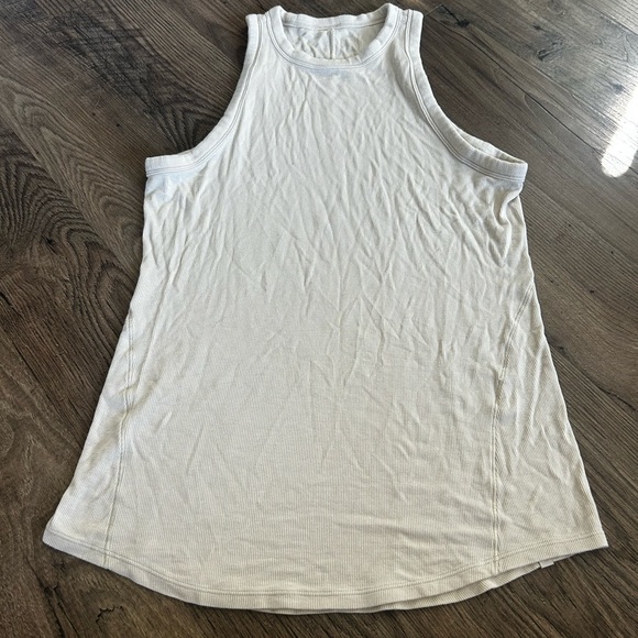 Lululemon Hold Tight Ribbed Racerback size 6 - Picture 2 of 5